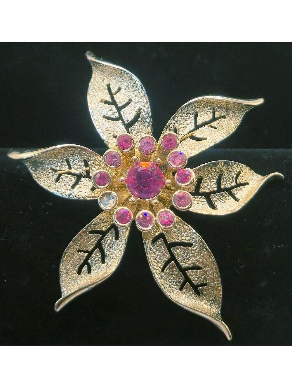 VTG Sarah Coventry 1967 Fashion Flower Brooch Silver Tone Pink Rhinestone Pin
